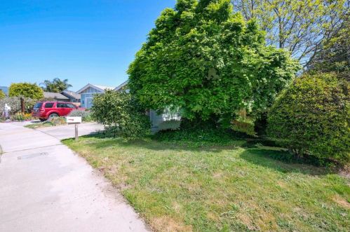 443 Cloudview Dr, Watsonville, CA 95076-3642