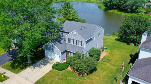 785 Burning Trl, Carol Stream, IL 60188-9187