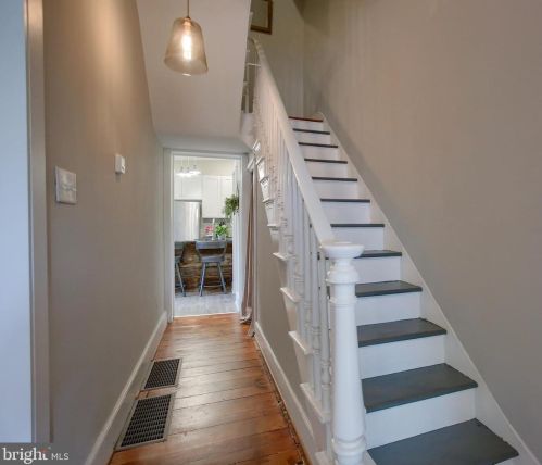 36 Mulberry St, Lancaster PA  17603-3741 exterior