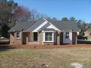 1051 Beverly Dr, Florence, SC 29501-5665