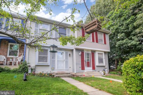 3652 Seaford Ct, Riviera Beach, MD 21122-6451