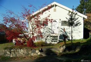 1240 Orchard St, Seattle, WA 98106-1915