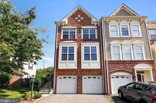 574 Edmonton Ter, Leesburg, VA 20176-1829