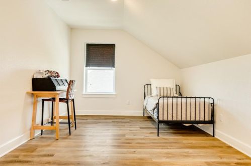 713 Longhorn Trl, Angleton TX 77515-9623 exterior