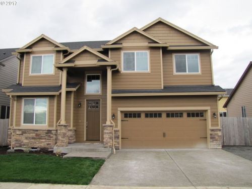 116 9th St, Battle Ground, WA 98604-8077