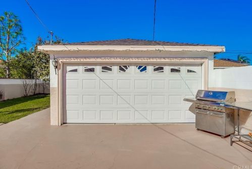 4619 130 St, Hawthorne CA 90250-5146 exterior