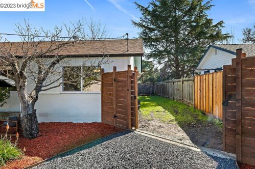 1005 Oak Grove Rd, Concord CA  94518-3004 exterior