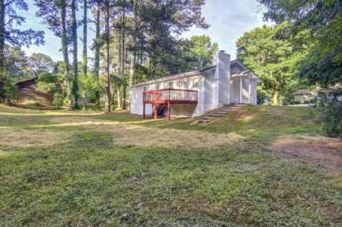 1766 Stag Dr, Conyers GA  30012-3643 exterior