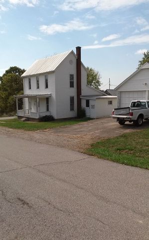 51 Mcmillan St, Peebles, OH 45660-1216
