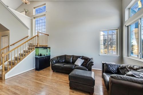 2933 Kentshire Cir, Naperville, IL 60564-8429