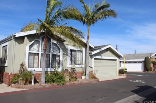 3050 Ball Rd, Anaheim CA  92804-3876 exterior