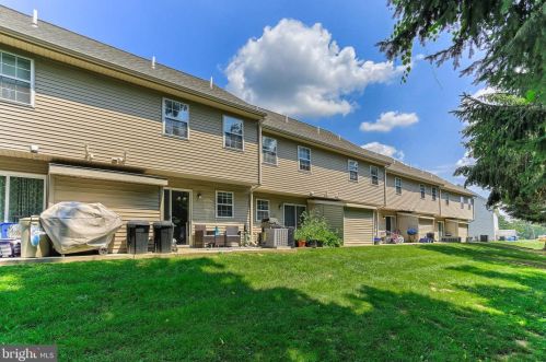 112 Orch Ln, Hanover PA 17331-5016 exterior