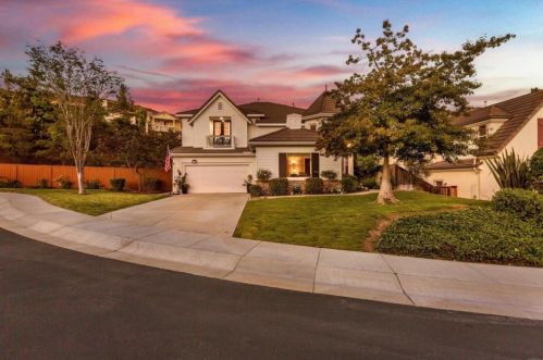 1524 Sand Dune Way, San Marcos, CA 92078-1025