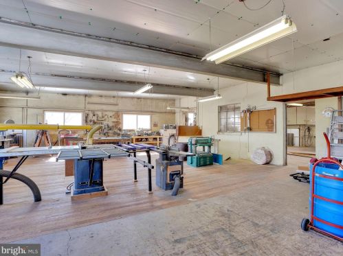 1407 Mount Hope Ave, Primrose PA 17901-1420 exterior