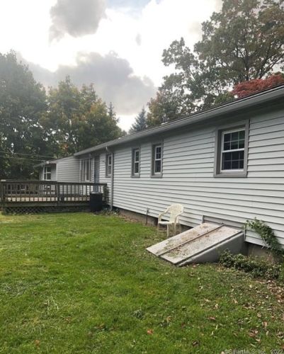 197 Burnt Plains Rd, Milford, CT 06461-2247