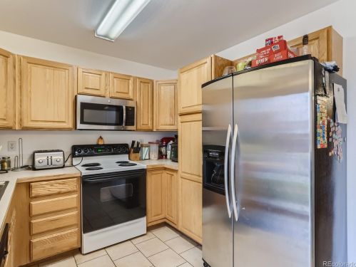 954 Monroe Ave, Loveland CO  80537-4945 exterior