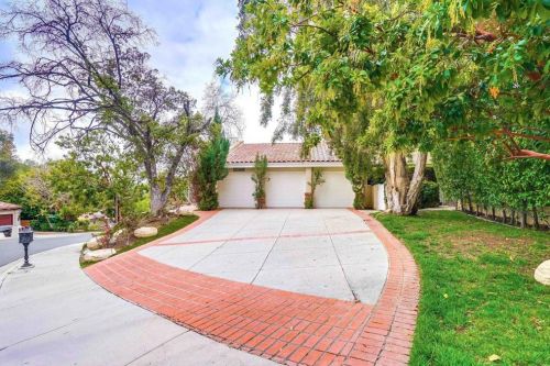 24513 Palermo Dr, Calabasas, CA 91302-2502