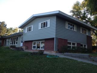 107 Juniper Dr, Sterling, CO 80751-8635
