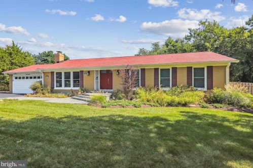 15501 Peach Orchard Rd, Silver Spring, MD 20905-4347