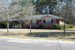 215 Gray Ave, El Dorado, GA 31637-6950