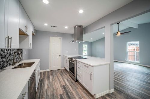 2913 Woodlark Dr, Fort Worth TX  76123-1010 exterior