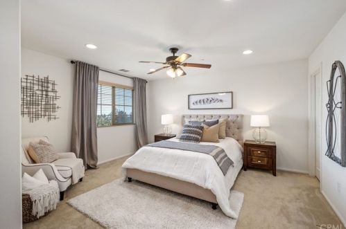 26 Full Moon, Irvine CA  92618-8843 exterior