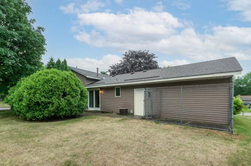 15694 Harmony Way, Saint Paul MN  55124-7120 exterior