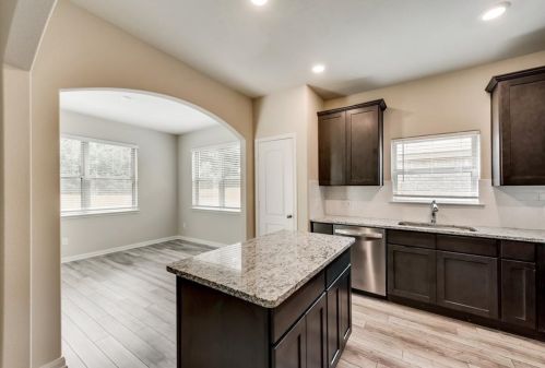 336 Lowery Oaks Trl, Fort Worth TX  76120-1722 exterior