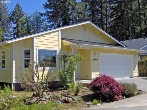 1359 Glenwood Dr, Harbor, OR 97415-9137
