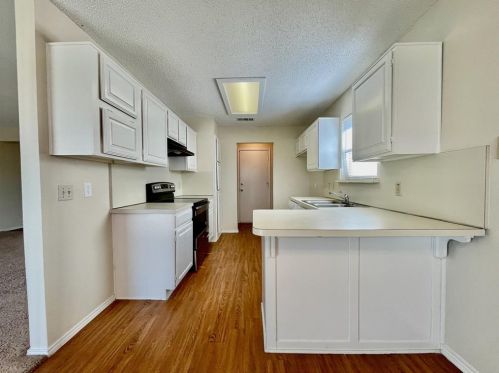 7208 Rdg Rd, Fort Worth TX  76133-7726 exterior