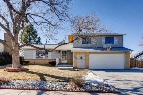 2573 Crystal St, Denver CO  80239-6024 exterior