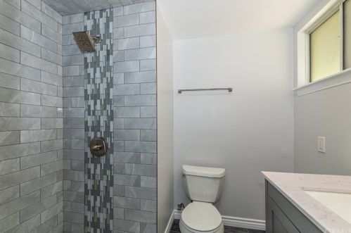 904 Magnolia Ave, Upland CA  91786-3721 exterior