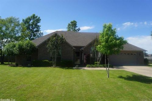 105 Meadows Ln, Beebe, AR 72012-2124