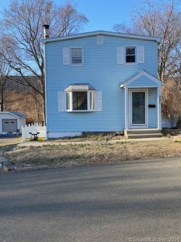 221 Dayton St, Milford, CT 06461-4026