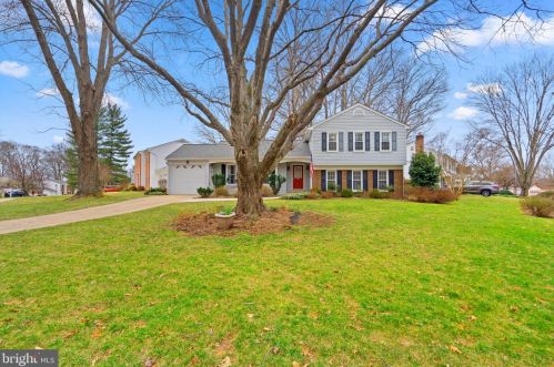 6010 Ridge Ford Dr, Springfield, VA 22015-3651