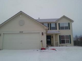 2218 Lynn Dr, Boulder Hill, IL 60538-4020