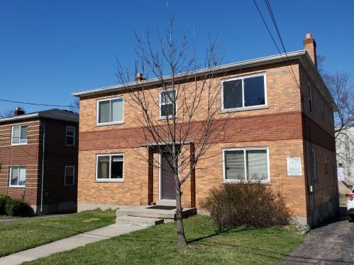 202 Clark Rd, Cincinnati, OH 45215-5536