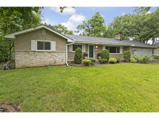 14012 Royal Ct, Hopkins, MN 55345-3928
