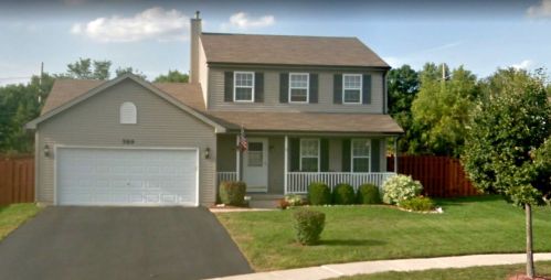 589 Indian Trail Rd, Antioch, IL 60002-1165