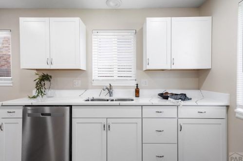 2040 Oakwood Ln, Pueblo CO  81005-2531 exterior