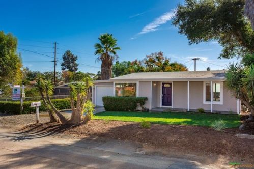 605 Montview Dr, Escondido, CA 92025-6423