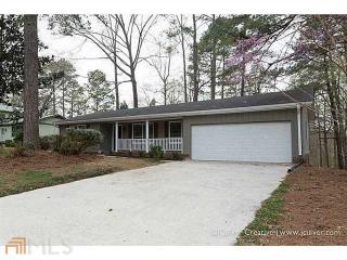 1041 Mandalay Ct, Lilburn, GA 30047-4224