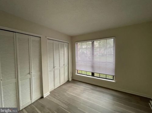 2 Rickard Ct, Trenton NJ 08648-2670 exterior