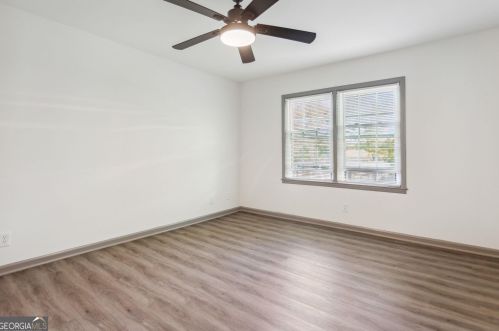 74 Montre Sq, Atlanta GA  30327-4044 exterior