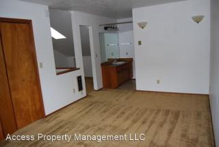 915 Pecan Ct, Newberg OR  97132-1955 exterior