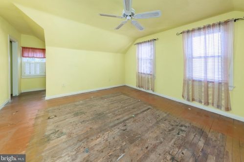 245 Davis Ave, Camden NJ 08106-1115 exterior