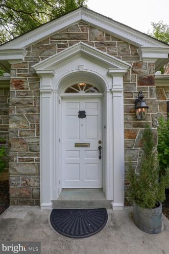 409 Atkins Ave, Lancaster PA  17603-4912 exterior