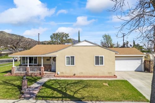 3915 Conejo Dr, San Bernardino, CA 92404-1942