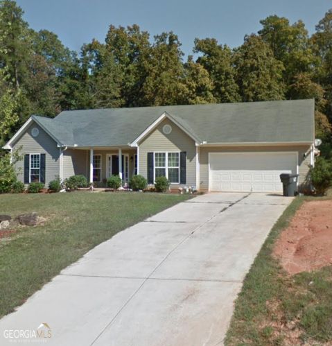 5465 Lombardy Dr, Lula, GA 30554-4709