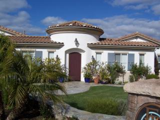 852 Lynwood Dr, Encinitas, CA 92024-2390